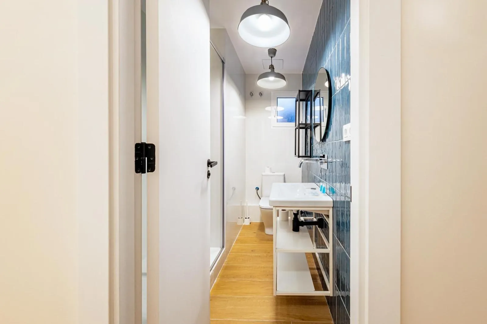 Bebarceloner Eixample Apartments - 4 Bedrooms Spain