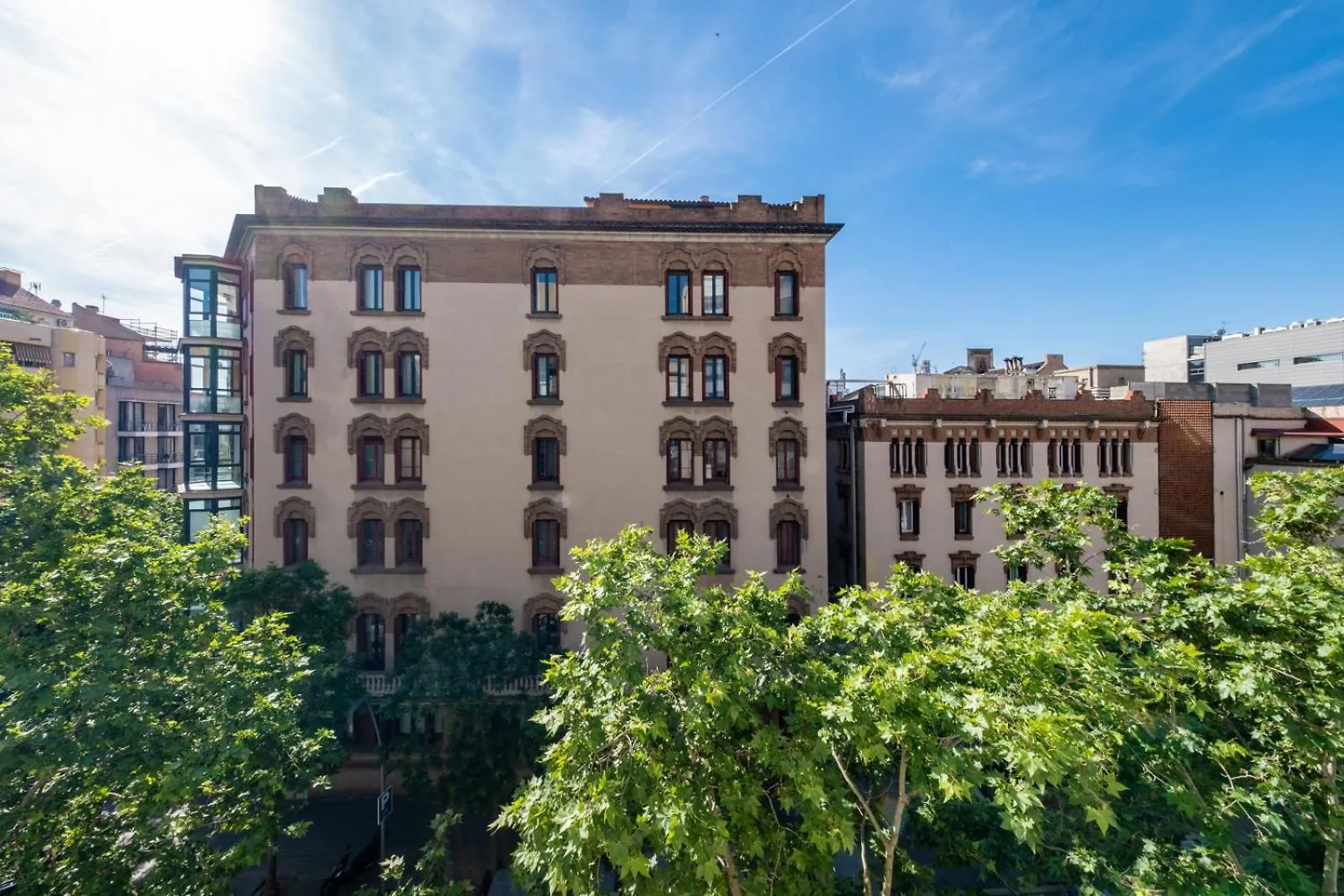 Bebarceloner Eixample Apartments - 4 Bedrooms Barcelona